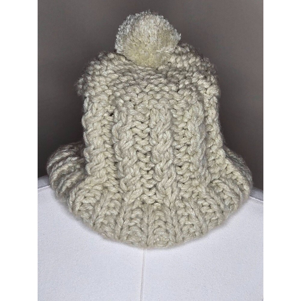 Pistil Chunky Knit Pom Pom Beanie Cream Oatmeal One Size Winter Cozy Soft